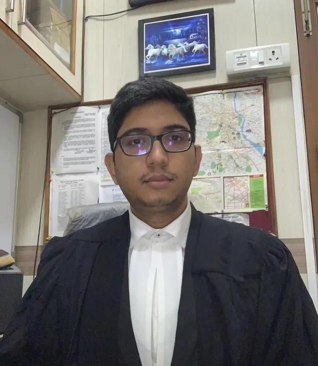 Portrait of Adv. Alekh Apurv